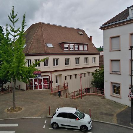 Chambre meublée au cœur de ville Le Creusot Extérieur photo