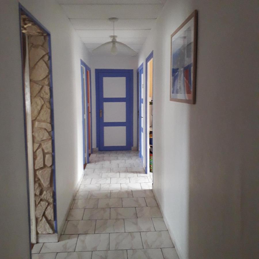 Chambre meublée au cœur de ville Le Creusot Extérieur photo